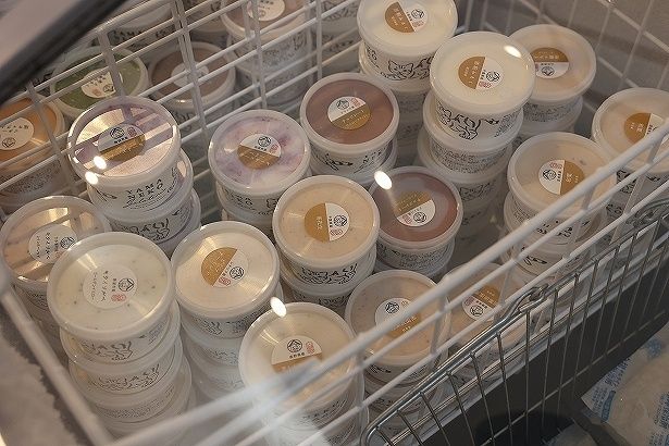 ジェラートはテイクアウトもOK