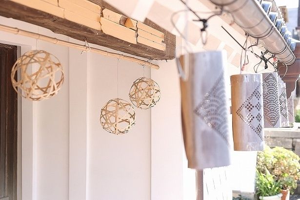 風情ある竹灯籠はワークショップで作ることができる