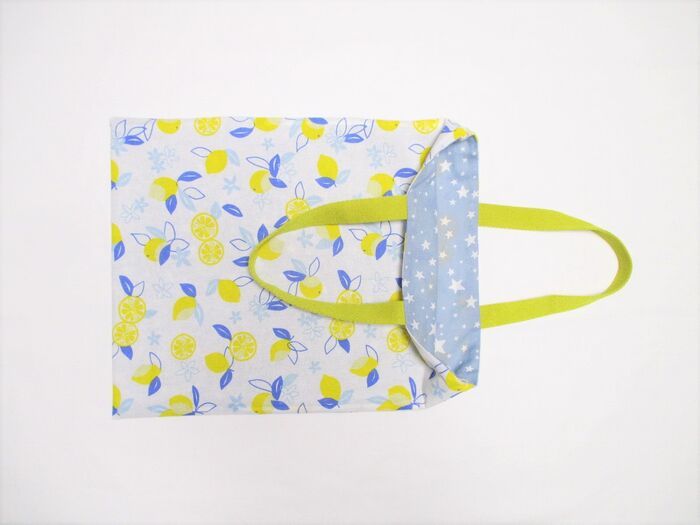 〈100均手ぬぐい〉がリバーシブルバッグに大変身。切らずにまっすぐ縫うだけ超簡単！