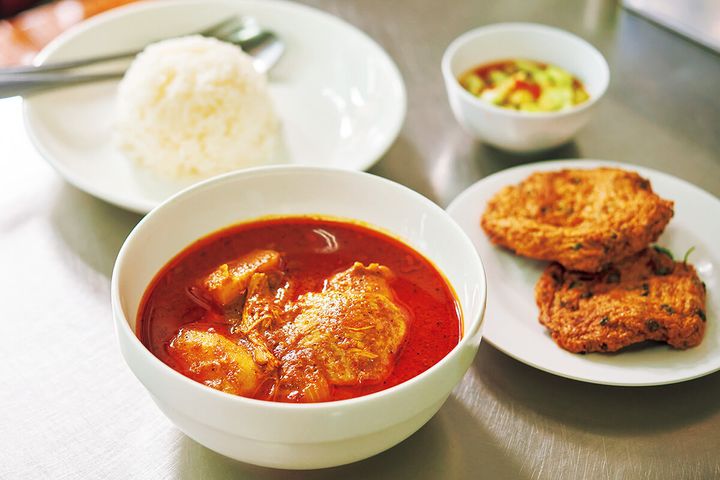 バンコク〈クルア・アロイ・アロイ〉マッサマンカレー