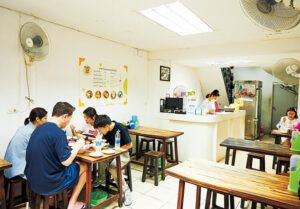 バンコク〈クイッティアオ・シップソーン・パンナー〉店内