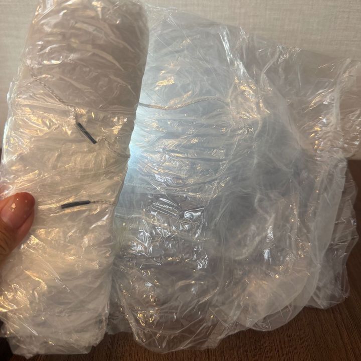 セリアめっちゃ可愛い！持ち運びに便利なレインコート着てみた