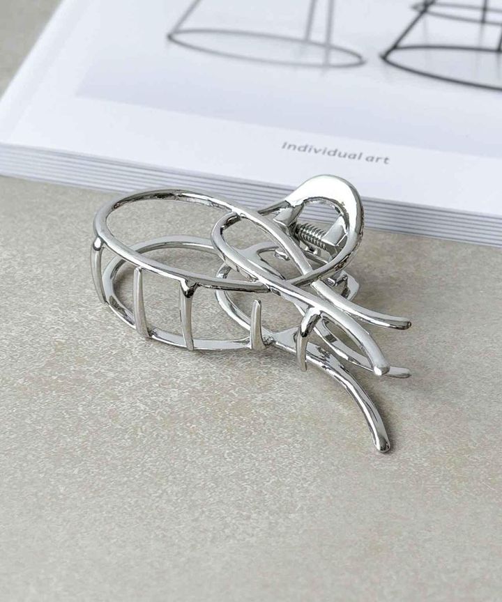 画像1: 出典：3COINS