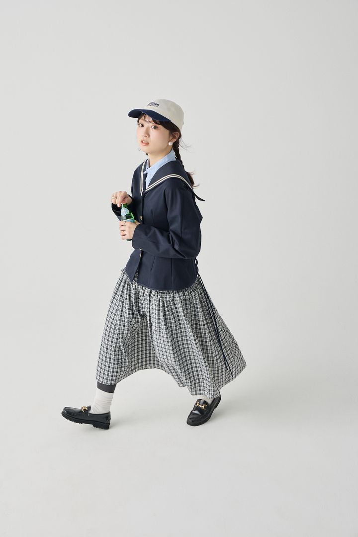 春マリンはセーラーカラージャケットで。チェック柄スカートでつくるゆるトラッド【FUDGE FRIEND おしゃれさんの毎日コーディネート vol.675｜Maruru】