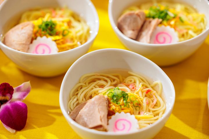 サイミン アーカラ風(ハワイ風ラーメン)