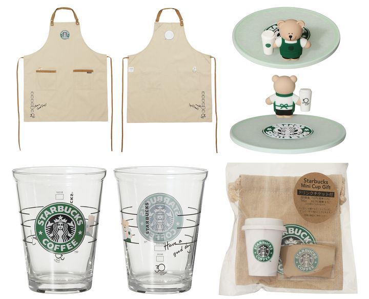 （左上）「カフェエプロン30YEARS」 （右上）「シリコーンコースター30YEARS」 （左下）「コールドカップグラス30YEARS 414ml」 （右下）スターバックスミニカップギフト30YEARS