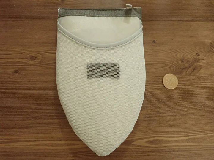 DAISO(ダイソー)：アイロングローブ