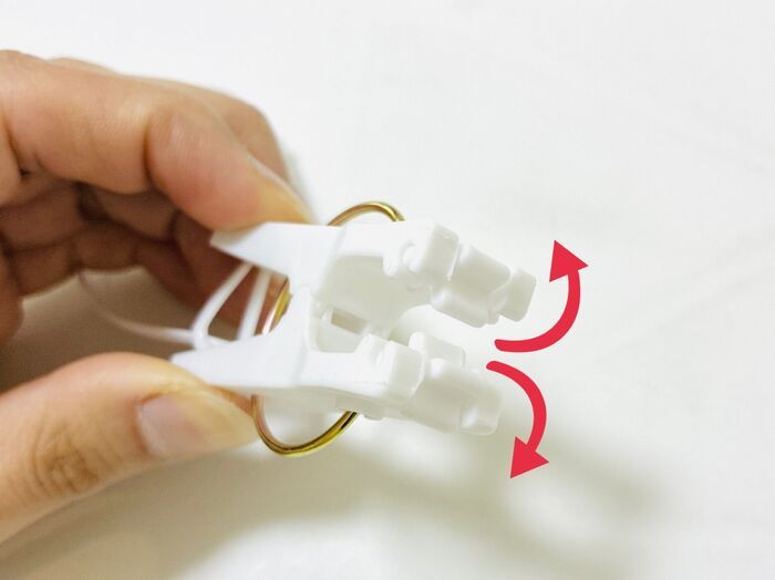 【セリア】なにコレ…工夫が細かすぎる！小さな不便を一発解消『魔法のピンチ』を見つけました♡