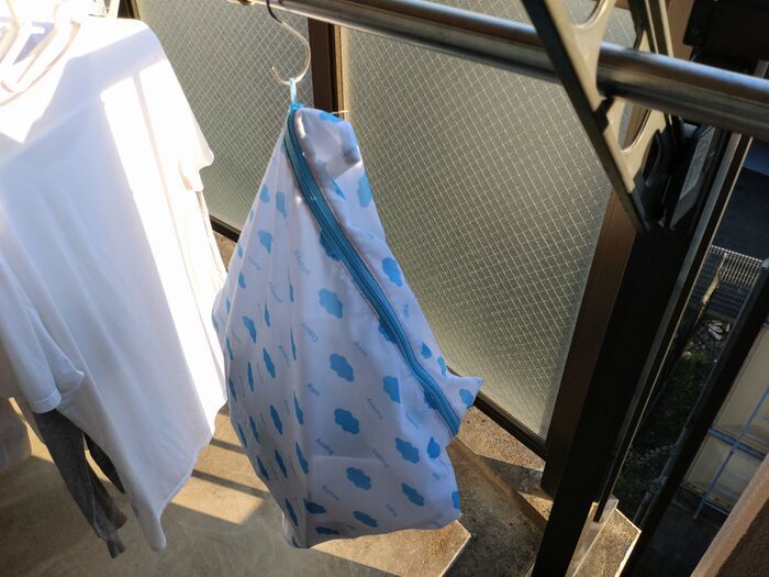 洗った『プラ容器』キッチンに置くのやめました！乾かす場所を変えるだけで→断然快適に。