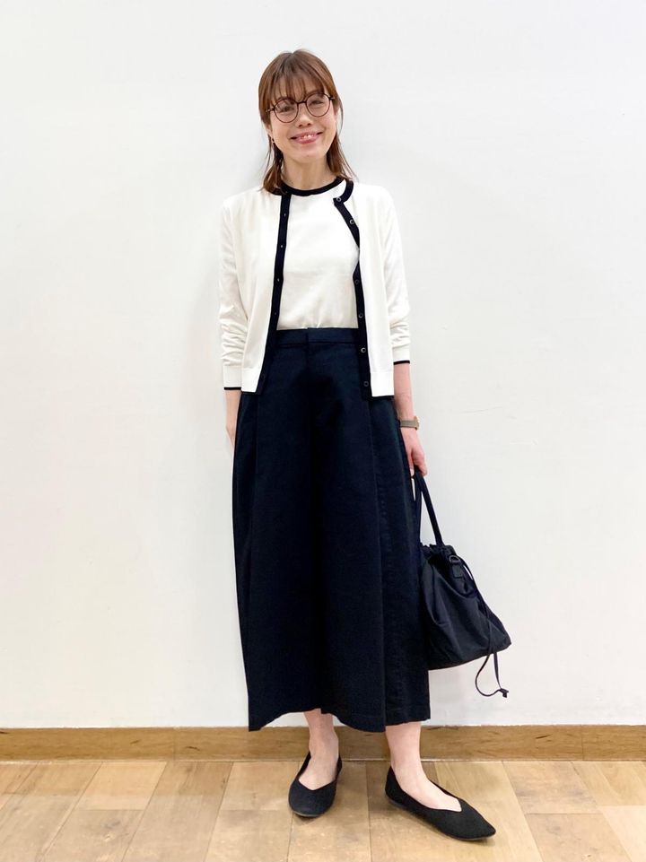 バイカラーでよりスタイリッシュな印象に 出典：StyleHint