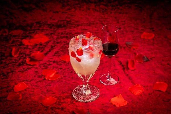 【東京都中央区】銀座「ヴァンパイアカフェ」が25周年記念の晩餐会コースとオリジナルカクテルを展開