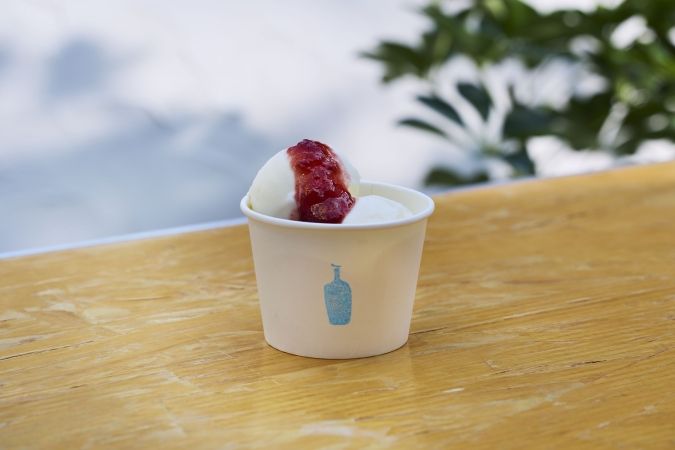 ブルーボトル コーヒートラック ミルクアイスクリーム with ストロベリージャム