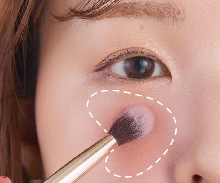 ケイト バウンシーチークシャドウ MV-1 骨格操作メイク STEP1