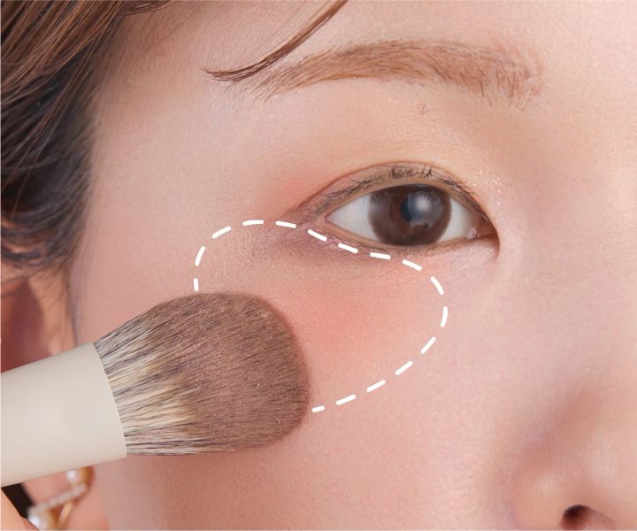 ケイト バウンシーチークシャドウ OR-1 骨格操作メイク STEP3