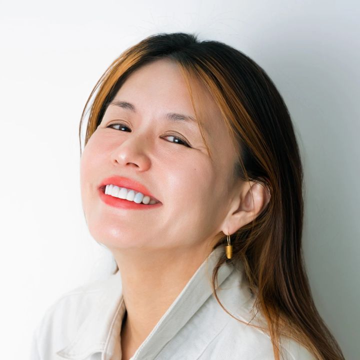 【イガリシノブさん×KATE「バウンシーチークシャドウ」】中顔面をキュッと短縮！ シン・骨格操作メイクHOW TO_2