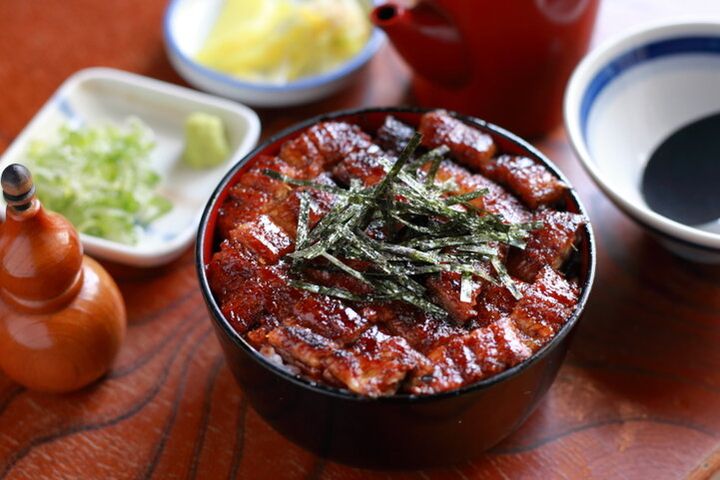 お座敷でいただく“みそすき”で名古屋の味を満喫♪ 鰻＆地鶏料理の老舗「宮鍵」