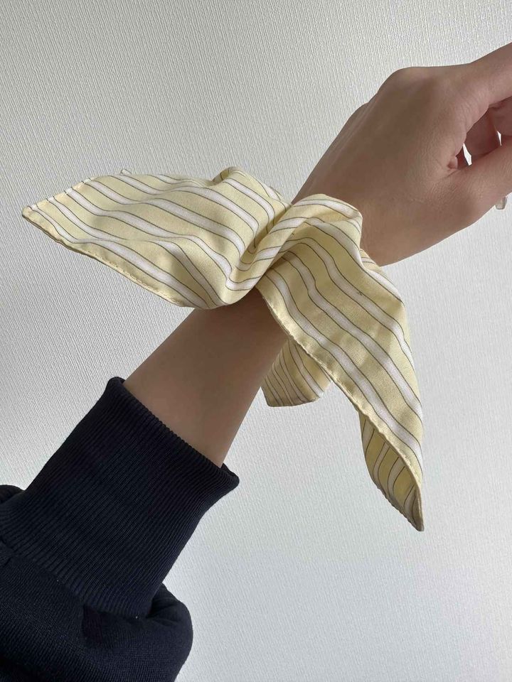 画像: スクエアストライプシュシュ