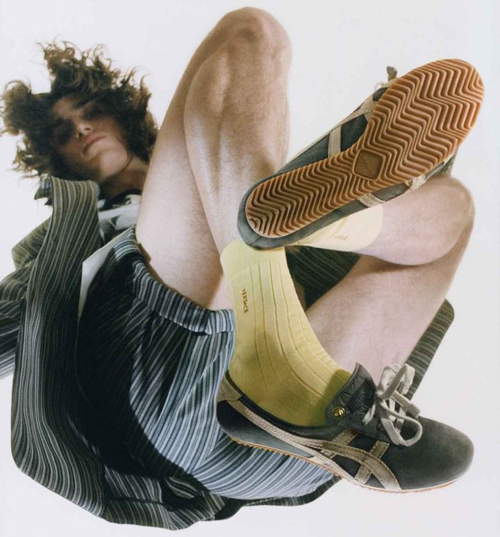 画像3: 【オニツカタイガー】×【ヴェルサーチェ】初コラボ「TAI-CHI サクラ」が話題！