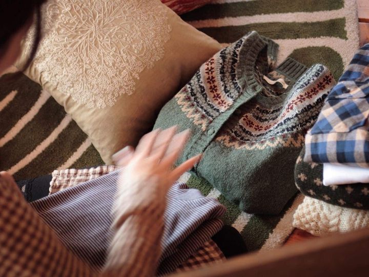 衣替えの季節がやってきました。衣替えに使う「防虫剤」は、実は使い方によっては衣類をダメにしてしまうこともあるのをご存じでしょうか？ 今回は、防虫剤の種類や特徴、間違った使い方について、詳しくご紹介します。