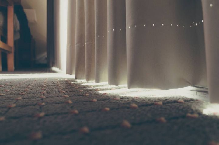 北 出世運 下がる 照明 暗い