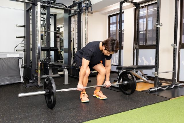 バーベル デッドリフトの基本フォーム