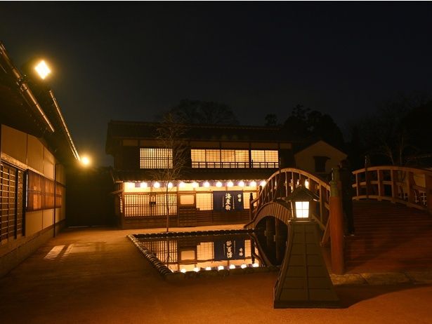 夜の映画村は日中とは雰囲気が一変して違う楽しみ方がある