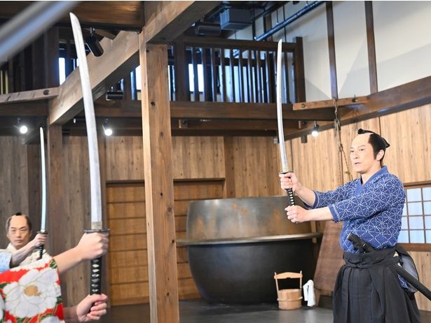 「侍修練場」では刀を手に取って侍の弟子入りする