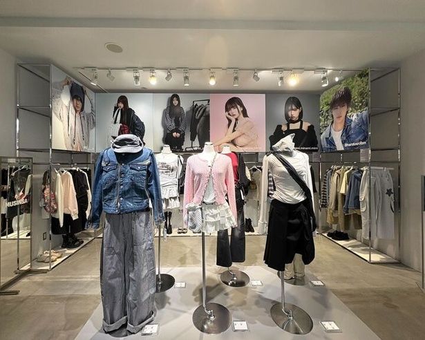 インフルエンサー・スタイリングゾーンでは日韓の感性が融合した、身近でまねしやすいコーディネートが展示