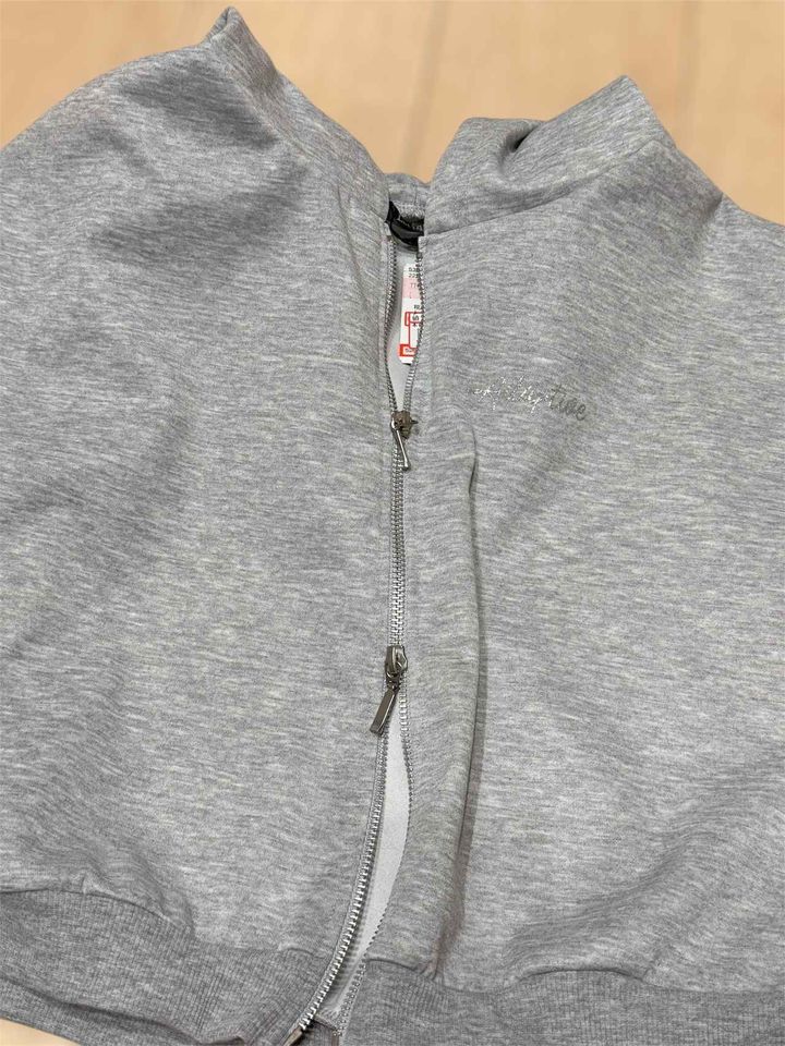 画像: ジップがかわいい！