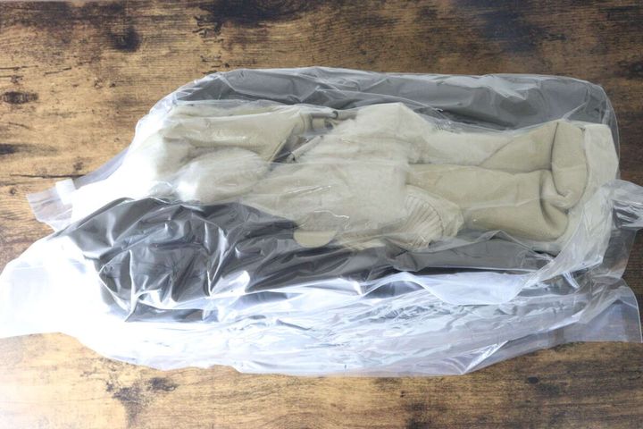 クローゼット棚上用まとめて圧縮袋（逆止弁） 圧縮後