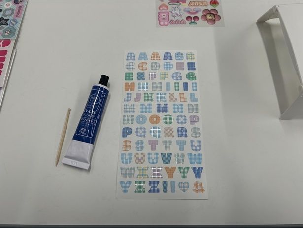 机の上に必要なアイテムをセット！