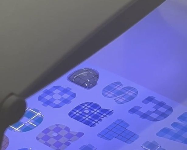 シール表面のベタベタ感がなくなるまで硬化した