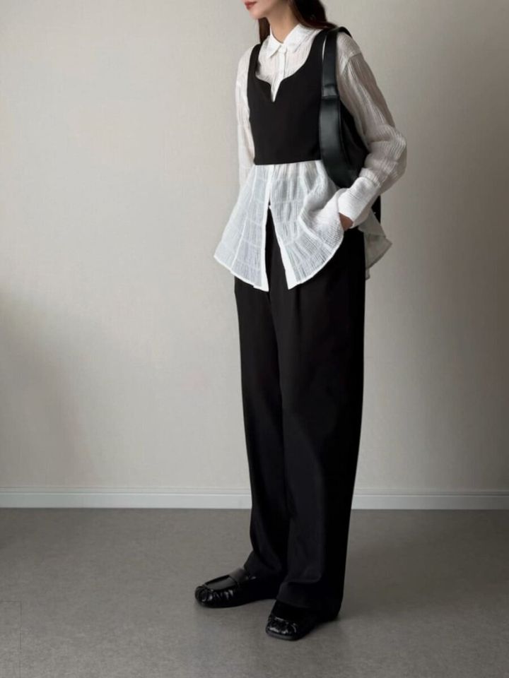 黒ワイドパンツコーデ3