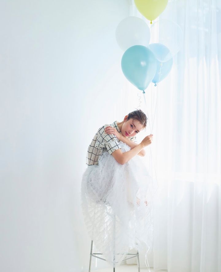 ゆらぎ肌エイジングケア モデル＝宮本茉由