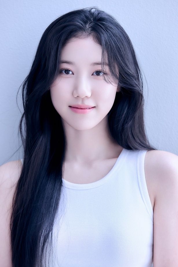 イ・レの明るさとポジティブさがイニョンにぴったり [c]Noon Company