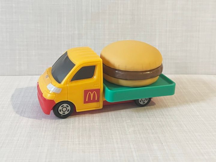 【ハッピーセット】トミカ