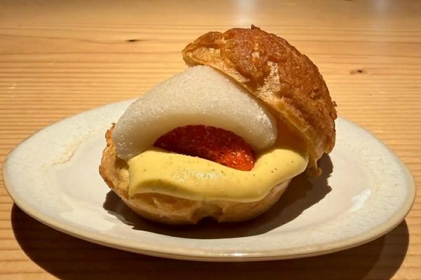 【東京都港区虎】菓子たかむらから「八衣カスタード」と「菓子たかむら特製シュークリーム」が登場！