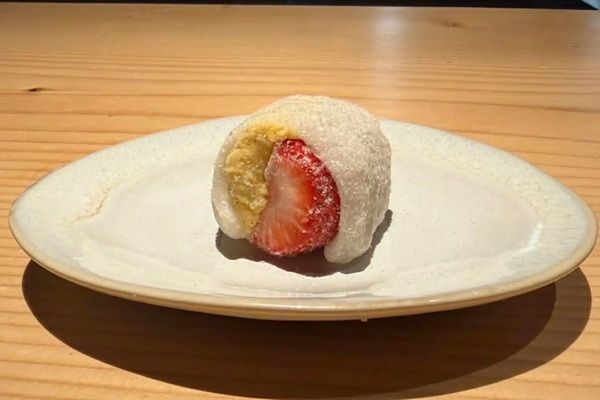 【東京都港区虎】菓子たかむらから「八衣カスタード」と「菓子たかむら特製シュークリーム」が登場！