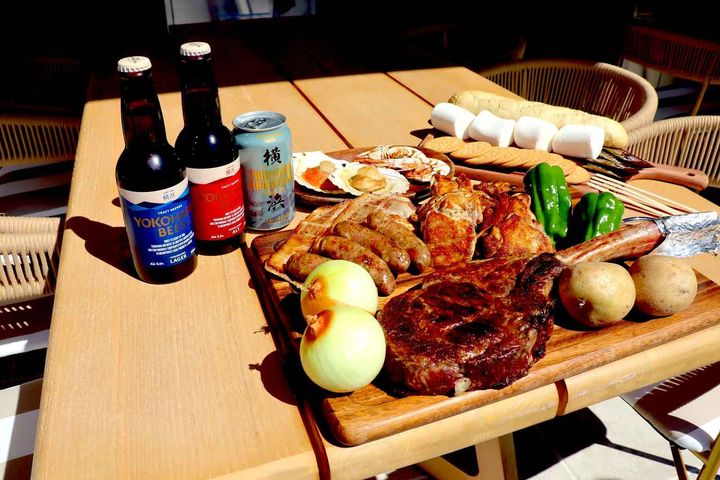 画像: セット食材、アルコール＆ソフトドリンクの各飲み放題メニューを用意。飲食物の持ち込みも可能