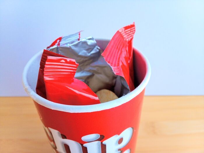 ポテチを最高に楽しくする〈パーティ開け〉の決定版3選。マスターすれば盛り上がること間違いなし♡