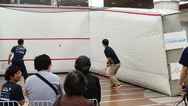 【東京都立川市】ロス五輪追加競技「スカッシュ」の無料体験イベントが、ららぽーと立川立飛で開催！