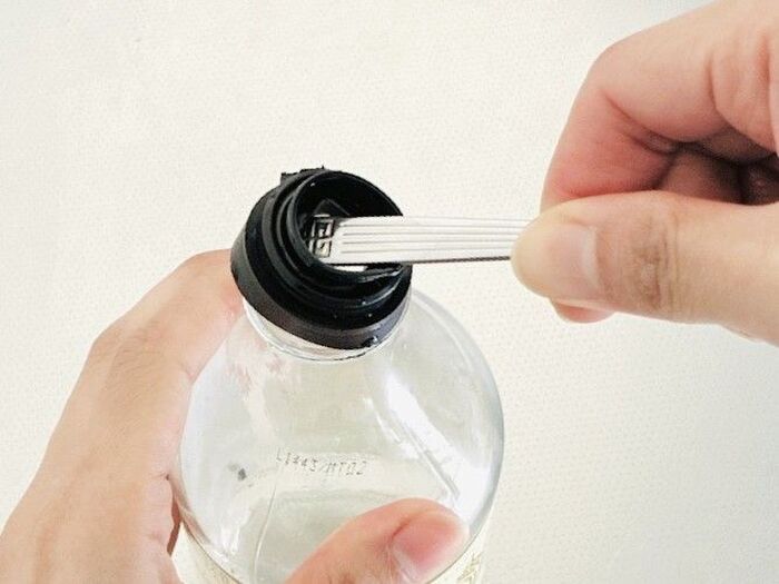 『フタ』がブチっとちぎれた調味料ボトル、そのまま捨てるの待って！こうすれば簡単に取り外せます♪