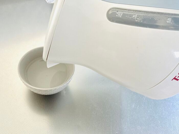 『フタ』がブチっとちぎれた調味料ボトル、そのまま捨てるの待って！こうすれば簡単に取り外せます♪