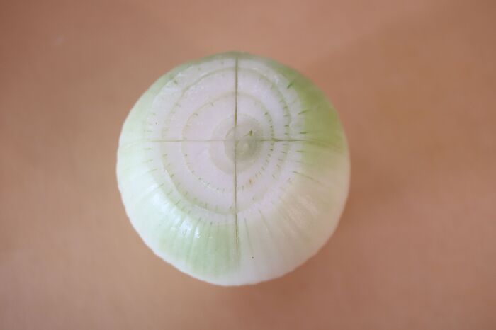『たまねぎ』は丸ごと冷凍も大正解♡大量ゲットも安心！おいしく保存するコツとは？
