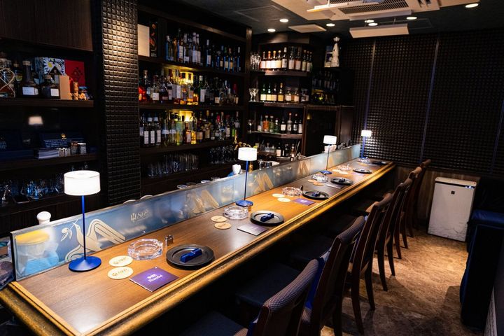 JT ポップアップショップ「Peace 80周年記念 Peaceful」銀座のバー「Ginza Bar L’aurora」で開催