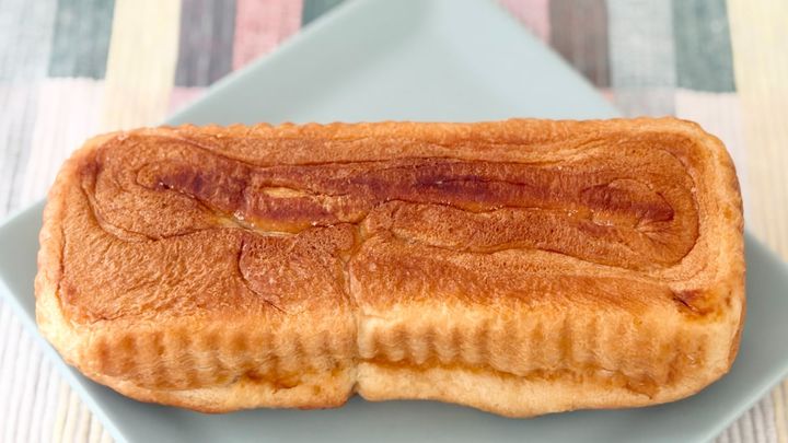 もっちりとした生地の中には大量の……【セブン】に濃厚風味の新作パン