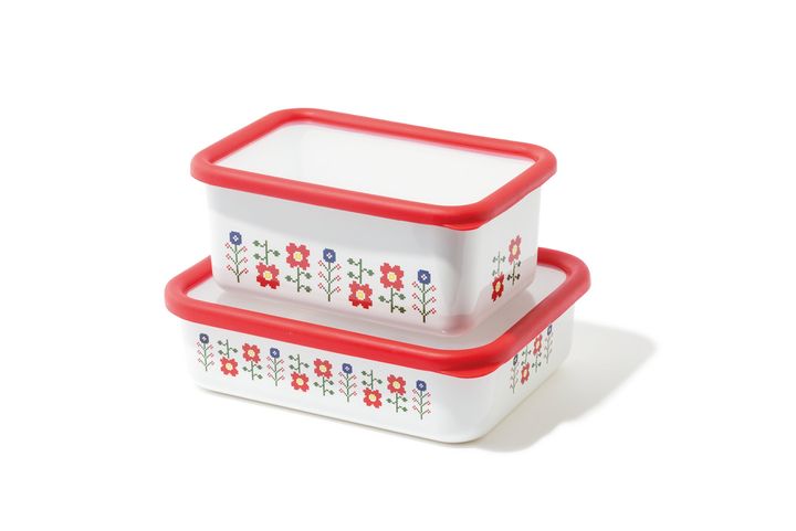 本体はオーブンディッシュとしても使用可能なコンテナ。