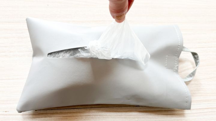 【100均】レジ袋・ポリ袋収納おすすめ8選！たたまなくてOKなものも紹介