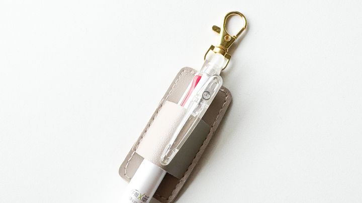 100均のペンホルダーが優秀！売り場も解説【セリア・ダイソー】