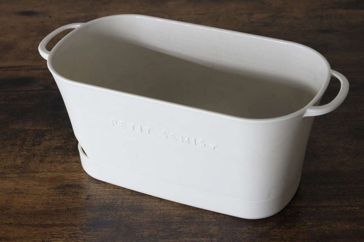 ダイソーのバスケットプランター アイボリーのビジュアル